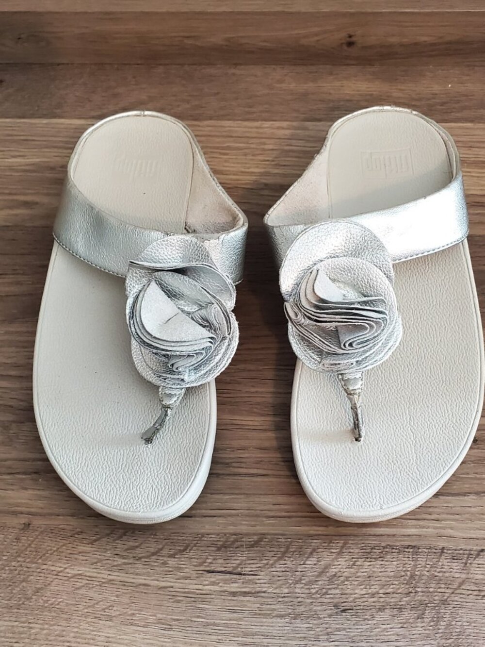 Fitflop Silver Flower Sandals